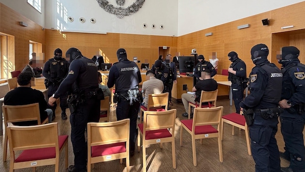 Extrem hohe Sicherheitsvorkehrungen wurden für die beiden Verhandlungstage getroffen
