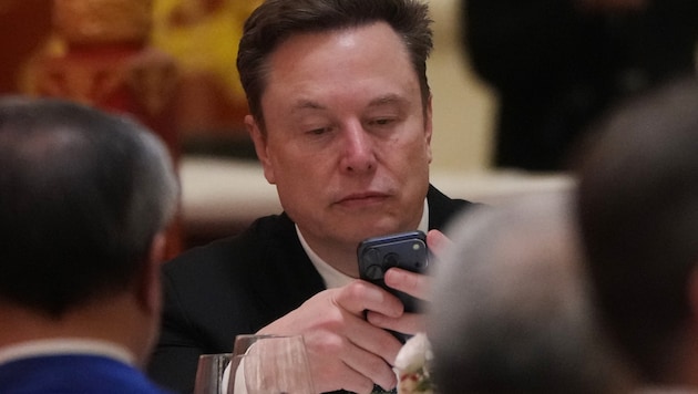 Musk hatte vergangene Woche in seinem Online-Dienst X Beiträge des rechtsextremen britischen ...
