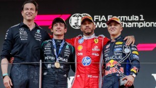 Toto Wolff, Kimi Antonelli, Lewis Hamilton, Isack Hadjar