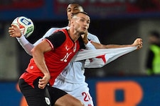 Sasa Kalajdzic (li.) steht in Österreichs Startelf.
