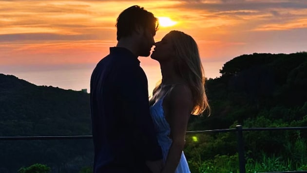 Endlich macht Michelle Hunziker ihre Liebe zu Giulio Berruti auch auf Social Media offiziell!