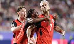 Das ÖFB-Team jubelt zum WM-Auftakt.
