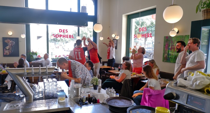 Partystimmung nach dem Österreich-Tor