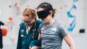 Lilli Laschitz (re.) mit Ansagerin Annika Behlen