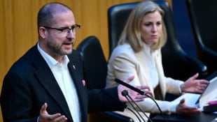 FPÖ-Generalsekretär Christian Hafenecker muss seine Behauptung über Außenministerin Beate ...
