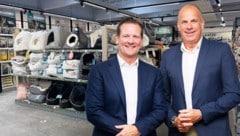 Fressnapf-Konzernchef Matt Simister (links) und der neue Österreich-Geschäftsführer Mike ...