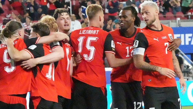 Jubel bei Marko Arnautovic und seinen ÖFB-Kollegen.