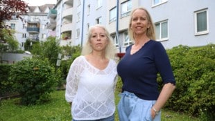 Cornelia P. (li.) und Martina Hammerer haben nicht nur einmal benutzte Spritzen gefunden.