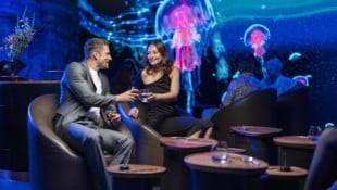 Im Raum „Ocean“ speist man mit Tiefsee- Atmosphäre.