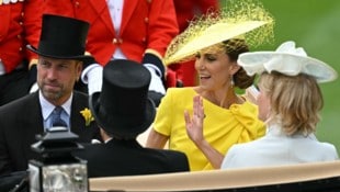 Strahlender Auftritt: Prinzessin Kate feierte in einem sonnengelben Roksanda-Kleid ihr viel ...