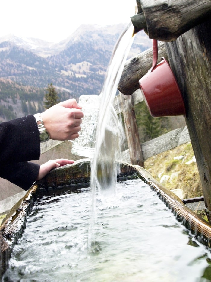 Frisches Bergwasser wie hier in Kaning bei Radenthein ist lebensnotwendig: Nur drei Tage könnte ...