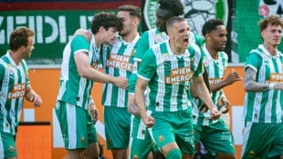 Am 25. Mai feierte Rapid im Play-off gegen Ried einen 3:0-Heimsieg und den Sprung nach Europa – ...