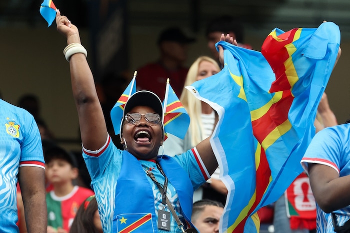Viele Fans aus Afrika – wie hier jene der DR Kongo – durften bereits jubeln.
