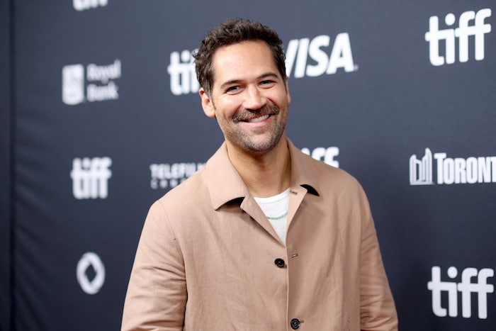 „Lincoln Lawyer“-Star Manuel Garcia-Rulfo erwies sich beim Date mit Shakira als echter ...