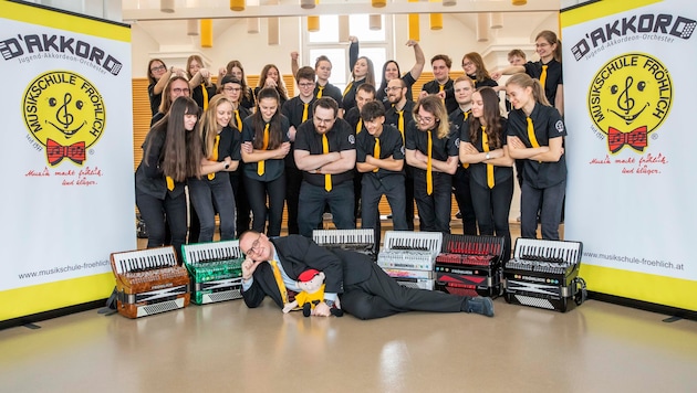 Adrian Holzer leitet seit 25 Jahren die Musikschule Fröhlich Klagenfurt, die zum ...