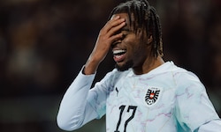 Carney Chukwuemeka hat sich in einem Testspiel seiner Dortmunder verletzt.