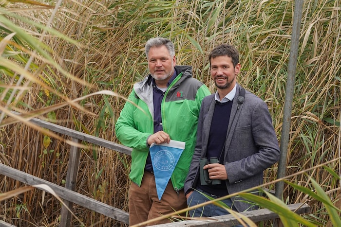 Hannes Ehrenfeldner und Lukas Püspök besuchten die Jugendlichen bei ihrer Ausbildung.
