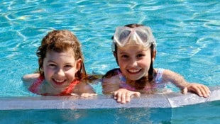 Schüler sollen vor den Ferien Schwimmunterricht erhalten.