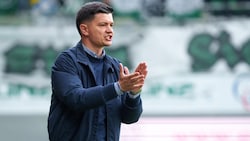 Altachs Cheftrainer Ognjen Zaric bietet am Freitag zum öffentlichen Training.