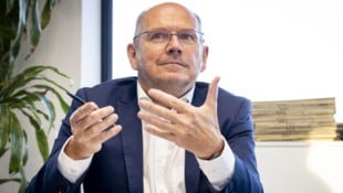 Ex-Senderchef Ferdinand Wegscheider hat laut Bundesverwaltungsgericht mit seinen Aussagen über ...