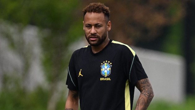 Neymar muss weiter auf seinen ersten Einsatz bei der aktuellen WM warten.