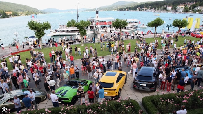 Eine Woche verzaubern die Sportboliden Velden.