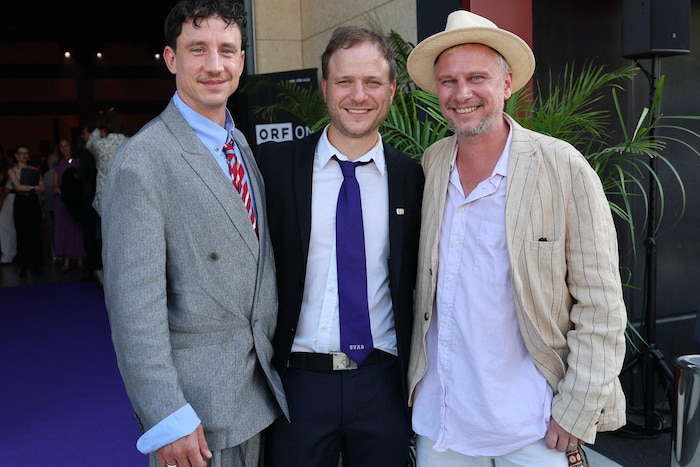 Sommerlich-fidele Herrenrunde: Laurence Rupp, Andreas Goiginger und Robert Stadlober (v.l.).