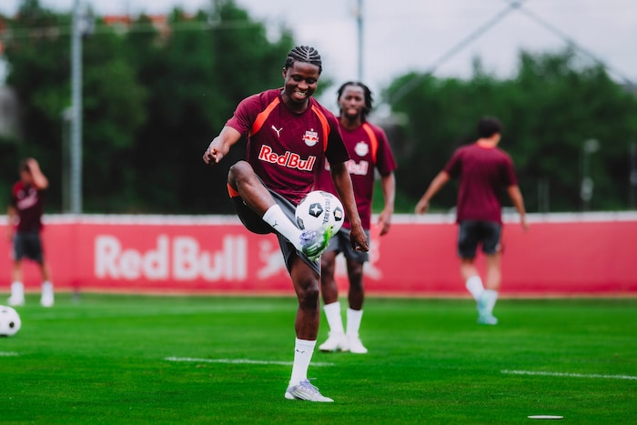 Stürmer Aboubacar Camara trainiert in diesen Tagen bei Red Bull Salzburg mit.
