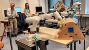 In den Laboratorien der Technischen Universität Wien lernen Roboter komplexe Handgriffe: Wir ...