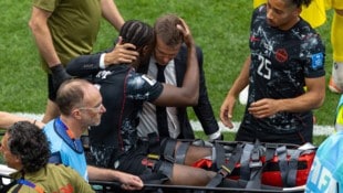 Kone wurde von Trainer Marsch umarmt. 