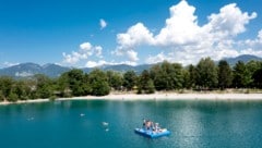Der Baggersee in Paspels hat eine ausgezeichnete Wasserqualität – das ist zum Glück in allen ...