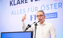 Bei seiner Bierzelt-Rede am 1. Mai in Linz huldigte FPÖ-Chef Kickl der „guten alten Zeit“, in ...