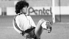Ein blutjunger Diego Maradona schaffte gegen Österreich etwas, das ihm danach nie wieder gelang.