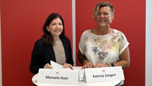 SPÖ-Gesundheitssprecherin Manuela Auer und Patricia Zangerl, Betriebsrätin am Landeskrankenhaus ...