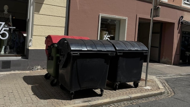 So ein Bild gibt es in Klagenfurt auch wegen der neuen Müll-Verordnung.