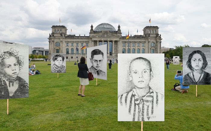 Zu sehen war Bockelmanns Ausstellung auch schon vor dem Reichtag in Berlin.
