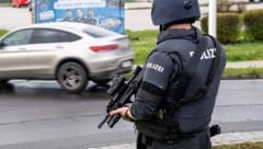 Die Fahndung nach dem Täter läuft.