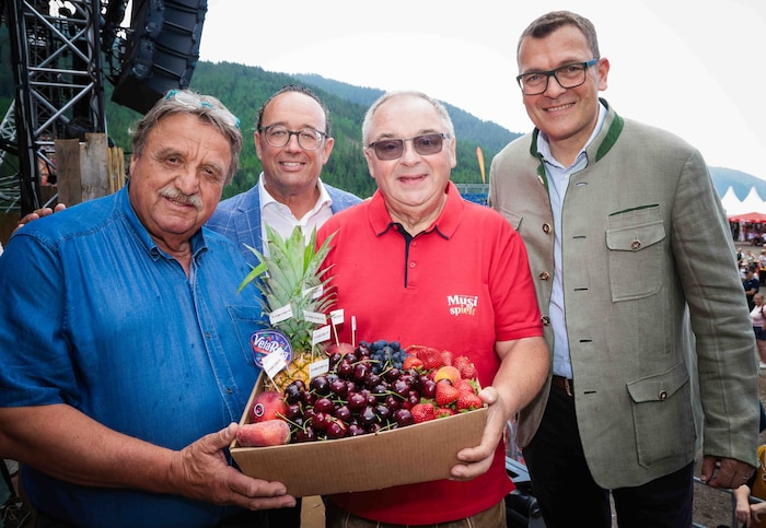 O. Lobenwein, C.Stattmann, S. Adlmann, J. Forstnig.