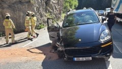 Der Luxuswagen wurde schwer beschädigt.