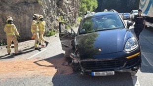 Der Luxuswagen wurde schwer beschädigt.