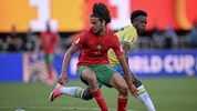 Ayyoub Bouaddi (l.) zeigte gegen die Brasilianer auf. 