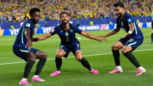 Brasiliens Stars um Vinicius Junior (l.)und Cunha (Mitte) sind in Tanzlaune.