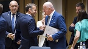 Bundeskanzler Christian Stocker (ÖVP) beim EU-Gipfel mit Frankreichs Präsident Emmanuel Macron