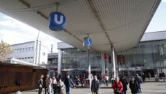 Am Bahnhof Floridsdorf kam es zu einem Raubüberfall auf eine Gruppe Jugendlicher. (Archivbild)