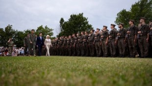 Verteidigungsministerin Tanner will Wehrdienstreform am 1. Jänner 2027 umgesetzt wissen – dafür ...