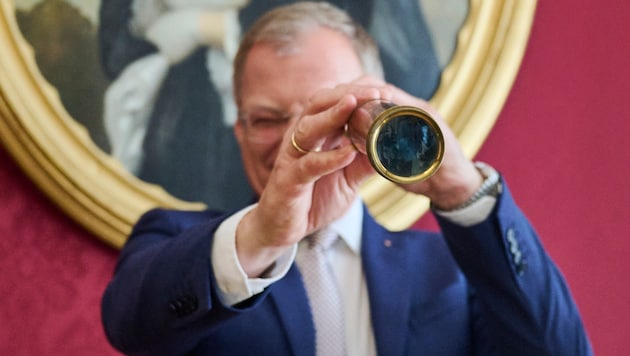 Oberösterreichs Landeshauptmann Stelzer kritisiert die Arbeit der Bundesregierung scharf.