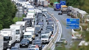 Das Auto für die Firma nutzen fast 15.000 Tiroler auch in ihrer Freizeit. Der VCÖ pocht auf eine ...