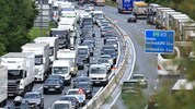 Das Auto für die Firma nutzen fast 15.000 Tiroler auch in ihrer Freizeit. Der VCÖ pocht auf eine ...