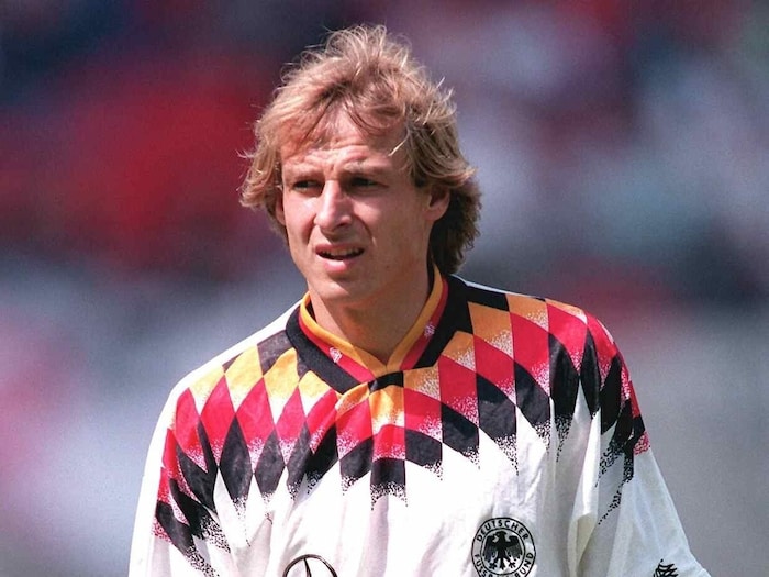 Jürgen Klinsmann mit dem WM-Design 1994