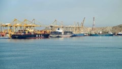 Die Straße von Hormuz soll erneut für den Schiffsverkehr gesperrt werden. 